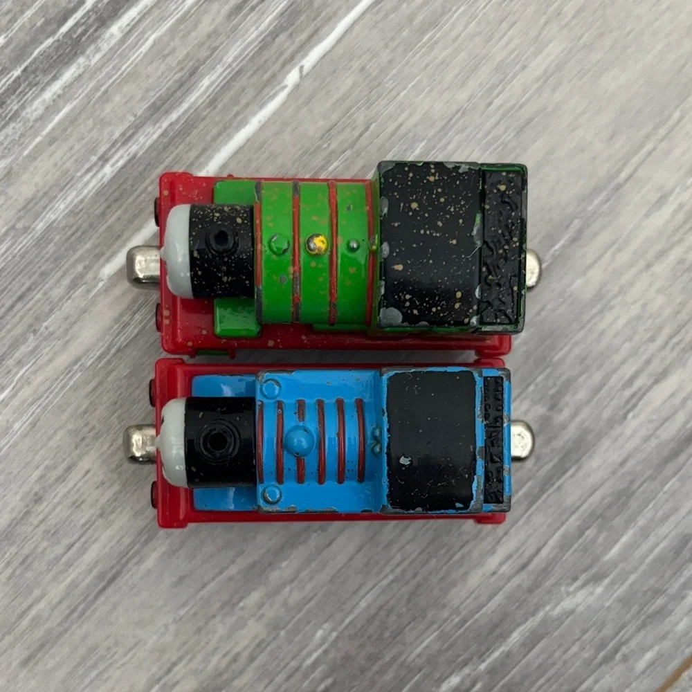 Dirt Speckled Thomas & Percy